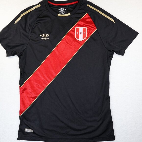 Umbro Other - Umbro Peru Soccer Jersey Mens L 2018 World Cup FPF Official Limited Edition 2018